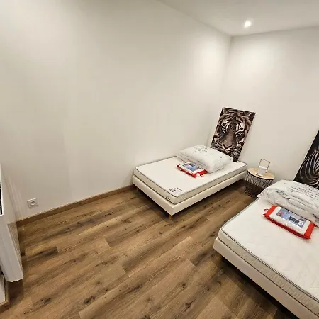 Maison Entière Proche Saint-Léonard